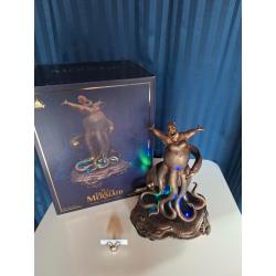 Ursula Light-Up figurine ( groot beeld)