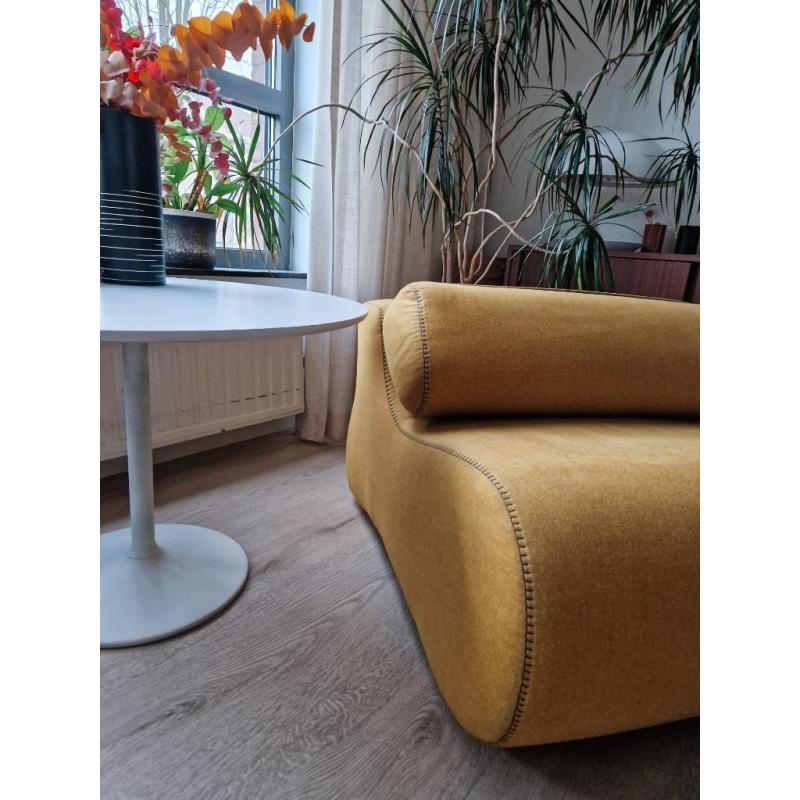 KAVE HOME Club sofa / armchair in oker